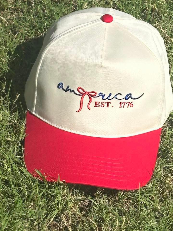 Embroidered America Two-tone hat with bow